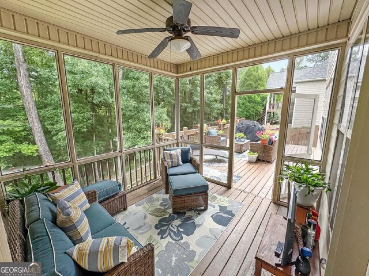 Picture of Home For Sale in Newnan, Georgia, United States