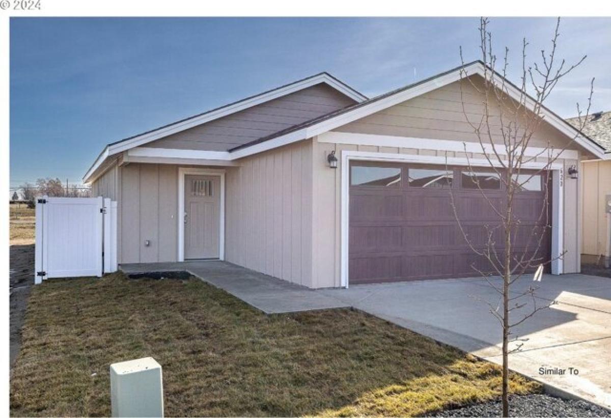 Picture of Home For Sale in Hermiston, Oregon, United States