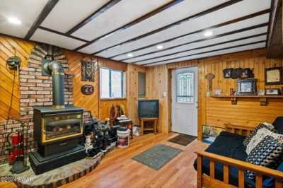 Home For Sale in Hawley, Pennsylvania