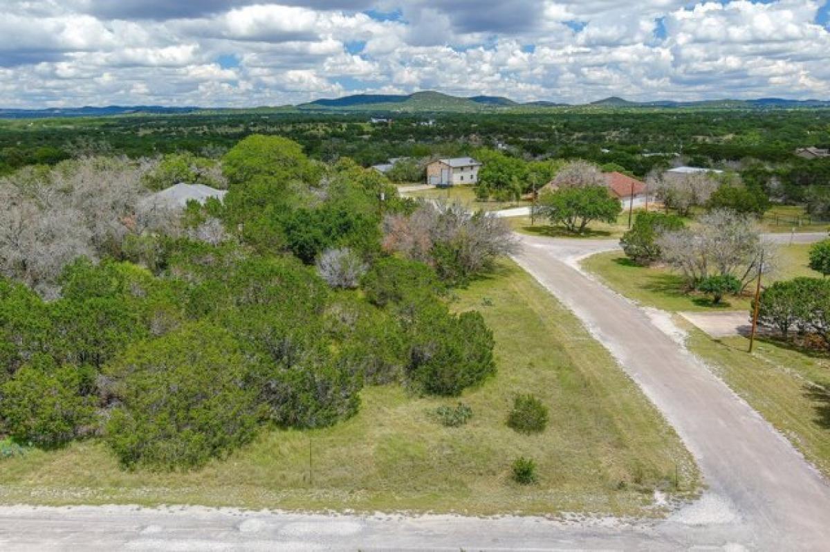 Picture of Residential Land For Sale in Bandera, Texas, United States