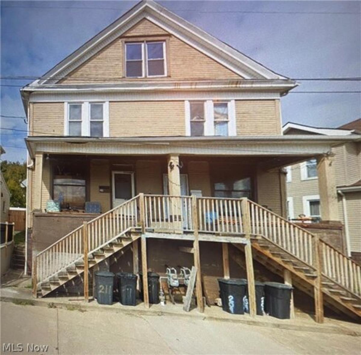 Picture of Home For Sale in Martins Ferry, Ohio, United States