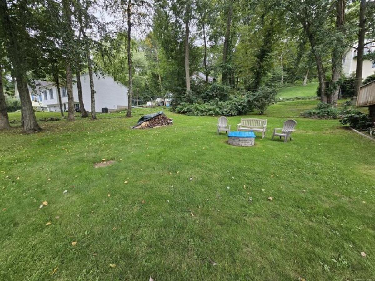 Picture of Residential Land For Sale in Plymouth, Connecticut, United States