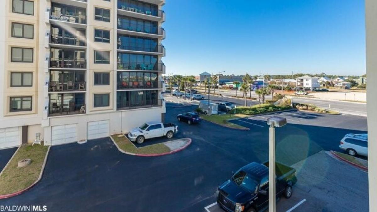 Picture of Home For Sale in Gulf Shores, Alabama, United States