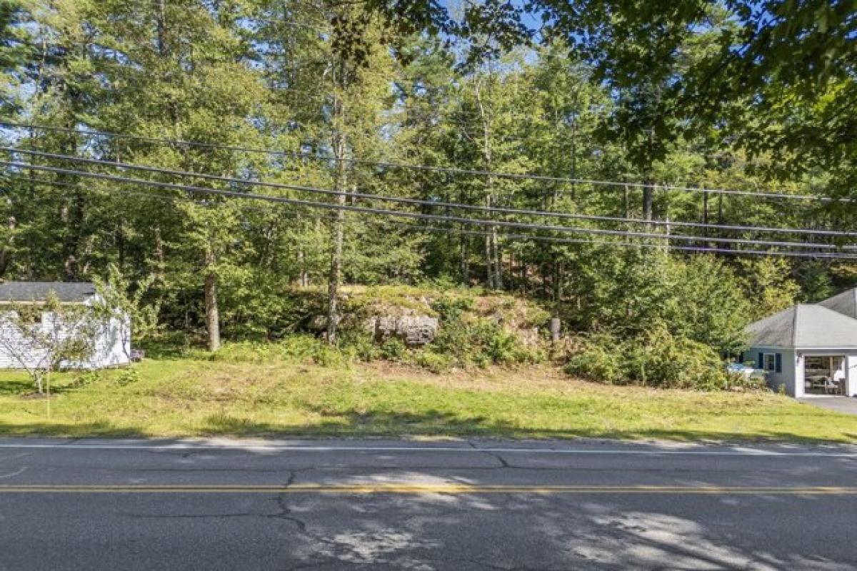 Picture of Residential Land For Sale in Bath, Maine, United States