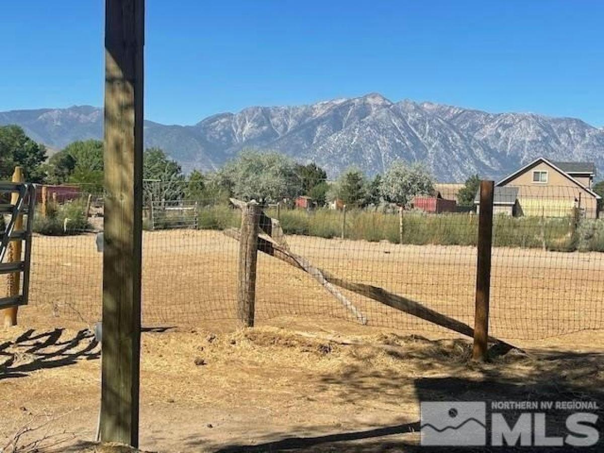 Picture of Home For Sale in Gardnerville, Nevada, United States