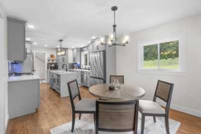 Home For Sale in Woodbridge, Connecticut