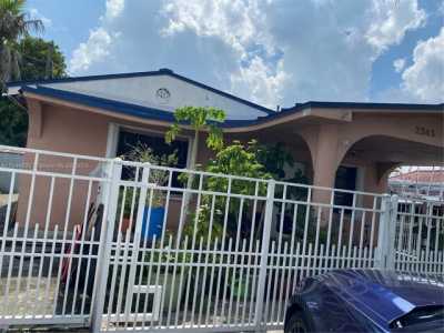 Home For Sale in Hialeah, Florida