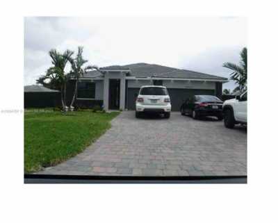 Home For Rent in Homestead, Florida