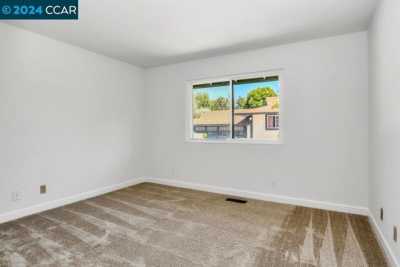 Home For Sale in Martinez, California