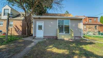 Home For Sale in Calumet City, Illinois