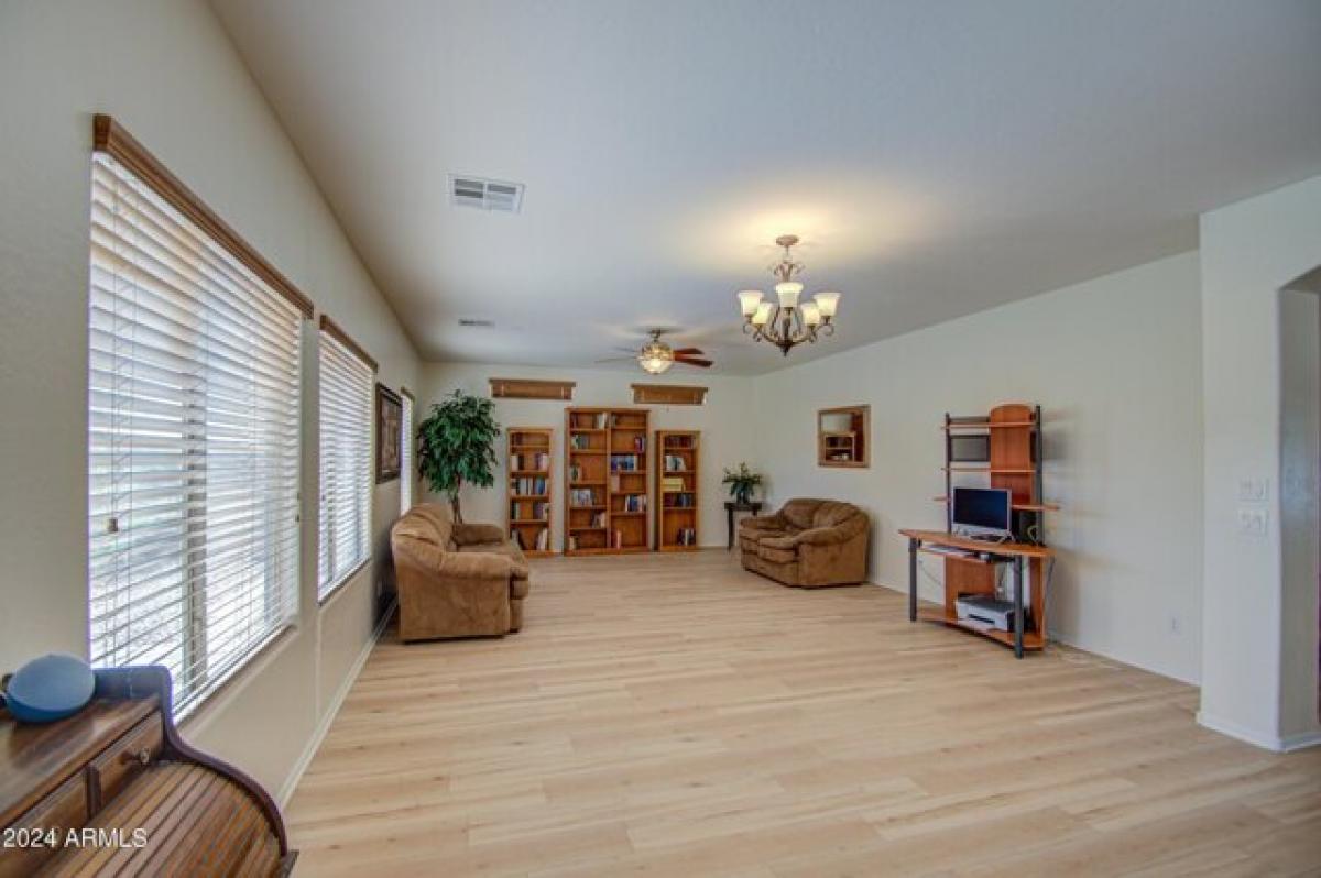 Picture of Home For Sale in Queen Creek, Arizona, United States