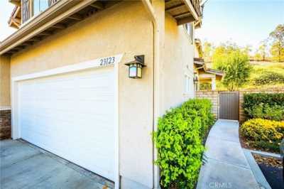 Home For Sale in Valencia, California