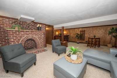 Home For Sale in Austintown, Ohio