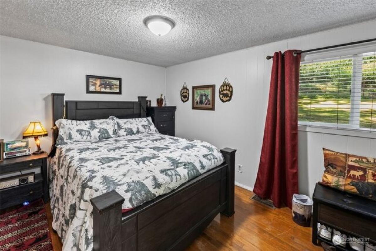 Picture of Home For Sale in Lakewood, Washington, United States