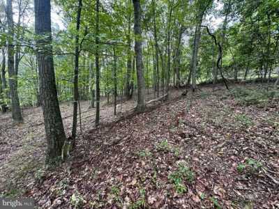 Residential Land For Sale in Great Cacapon, West Virginia