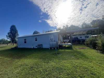 Home For Sale in Adamsville, Tennessee