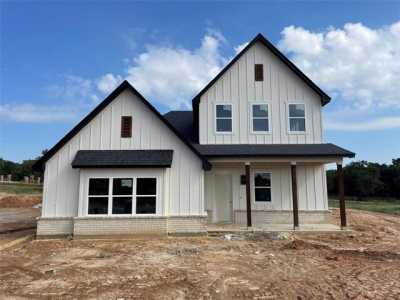 Home For Sale in Springtown, Texas