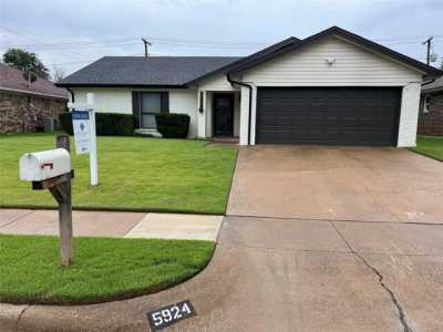 Home For Rent in Watauga, Texas