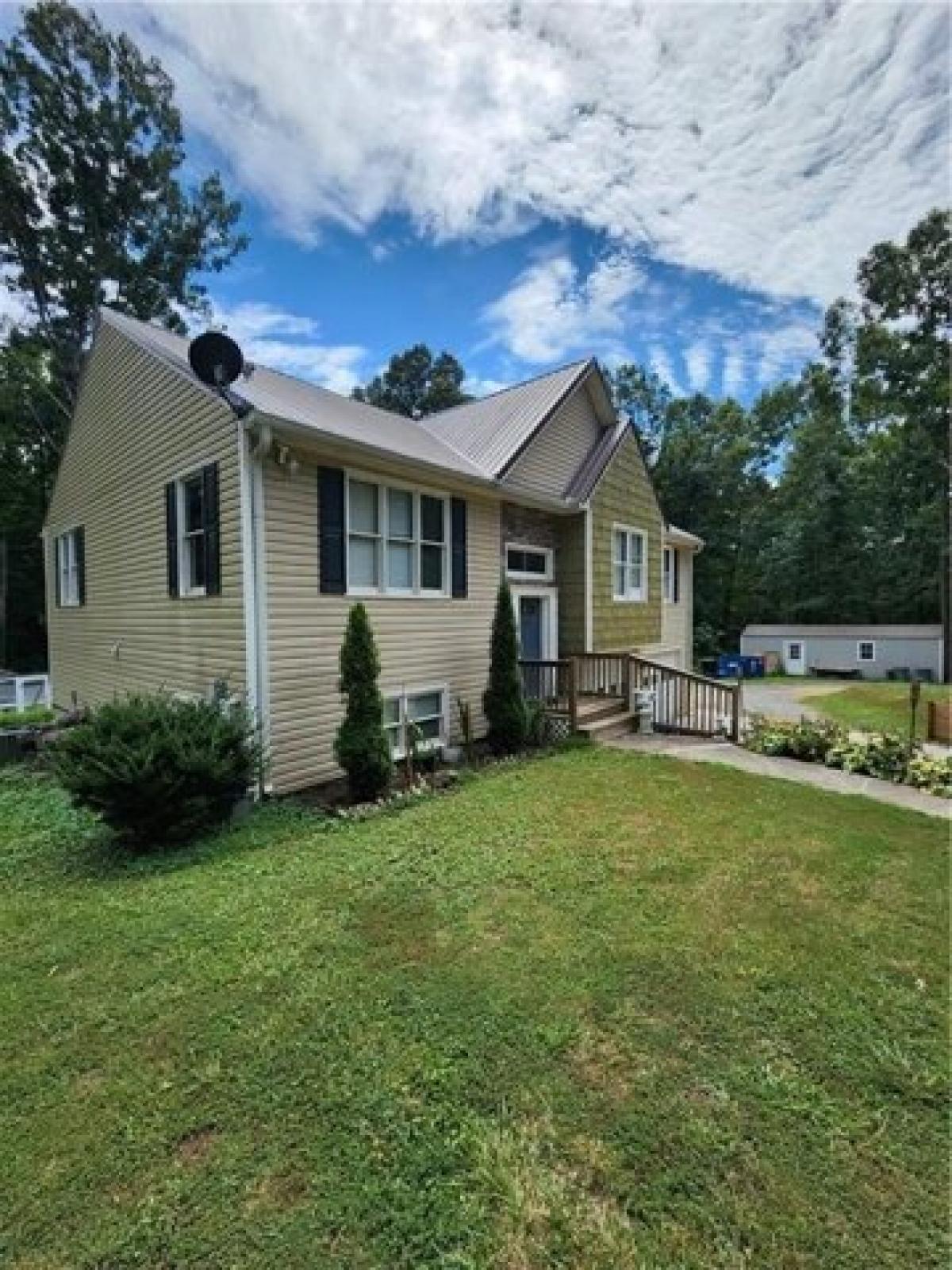 Picture of Home For Sale in Adairsville, Georgia, United States