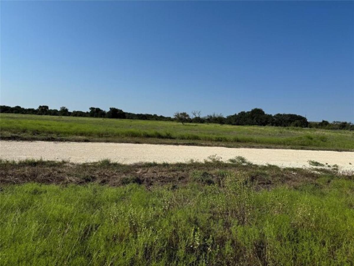 Picture of Residential Land For Sale in Hamilton, Texas, United States