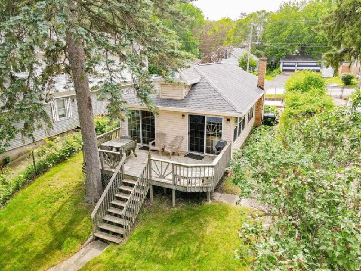 Picture of Home For Sale in Edgerton, Wisconsin, United States