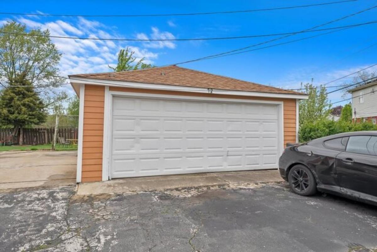 Picture of Home For Sale in Northlake, Illinois, United States