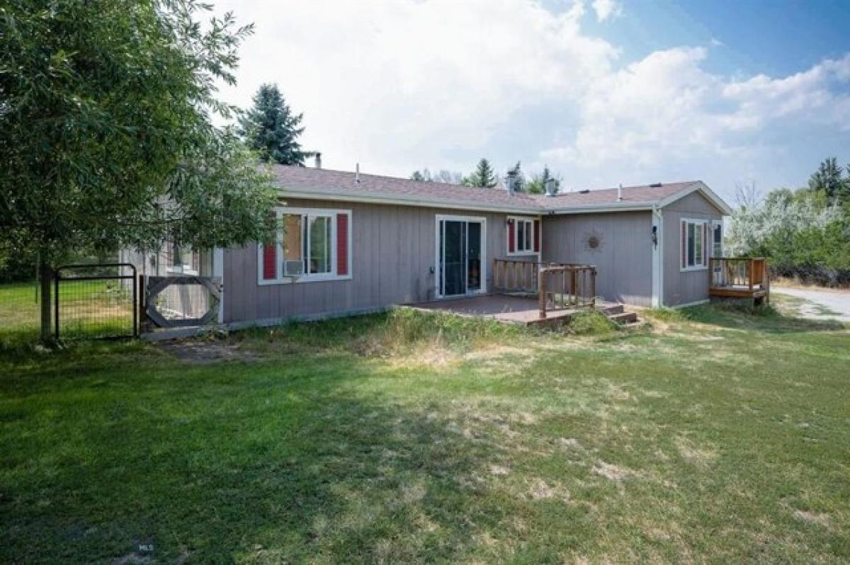 Picture of Home For Sale in Three Forks, Montana, United States