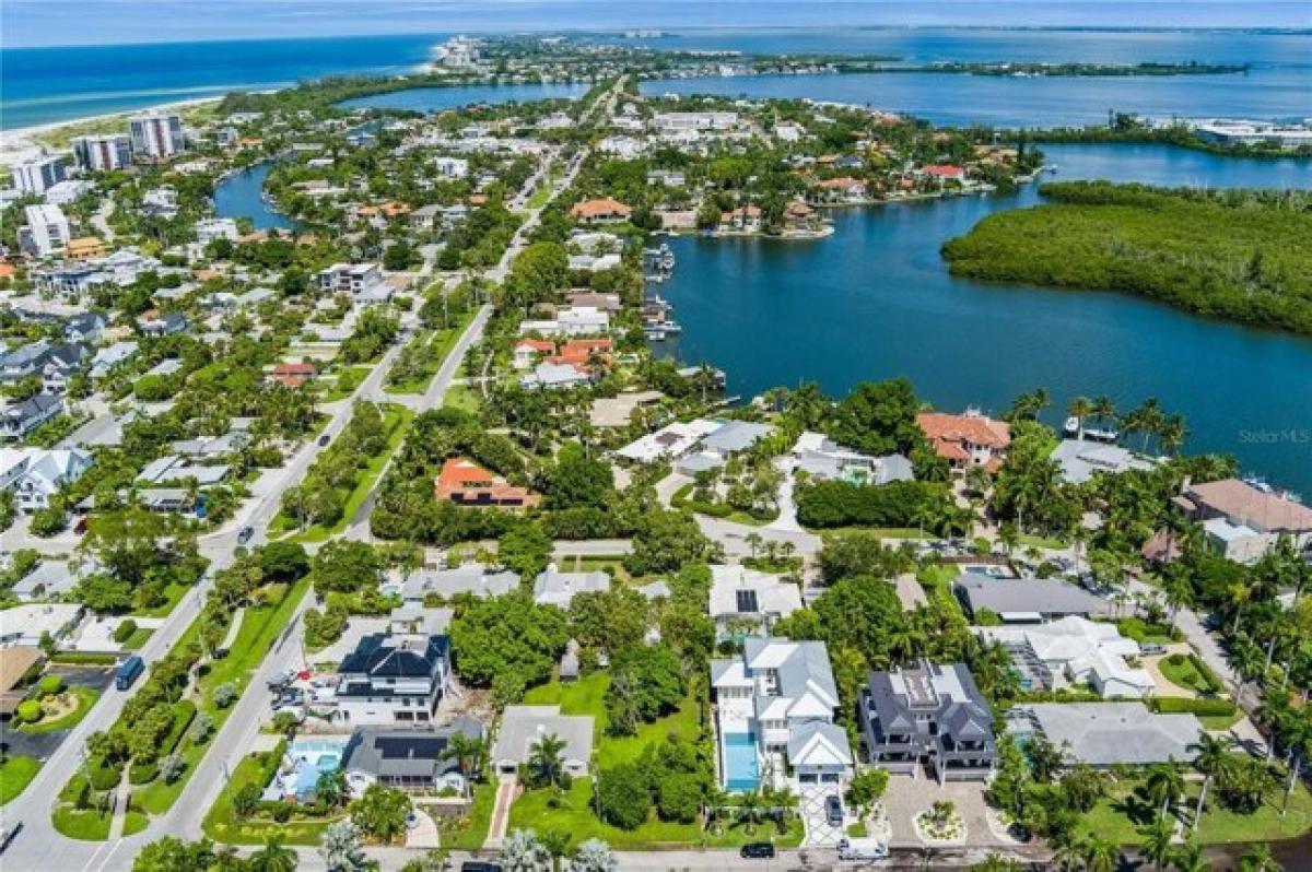 Picture of Residential Land For Sale in Sarasota, Florida, United States