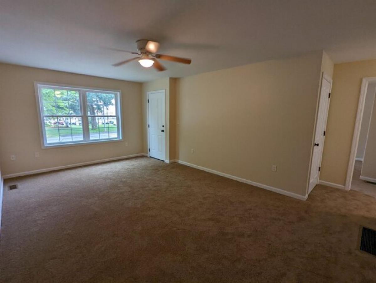 Picture of Apartment For Rent in Manchester, New Hampshire, United States