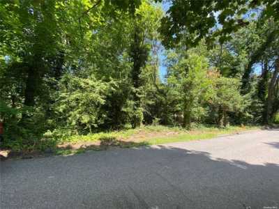 Residential Land For Sale in Northport, New York