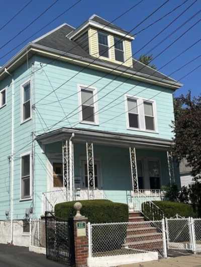 Home For Sale in Somerville, Massachusetts