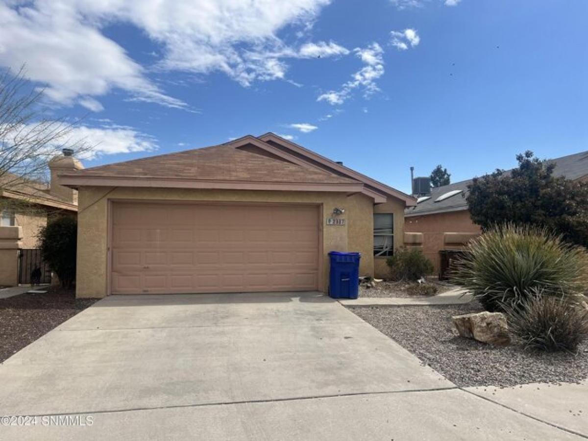 Picture of Home For Sale in Las Cruces, New Mexico, United States