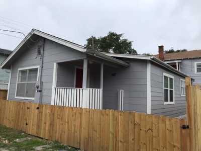 Home For Rent in Galveston, Texas