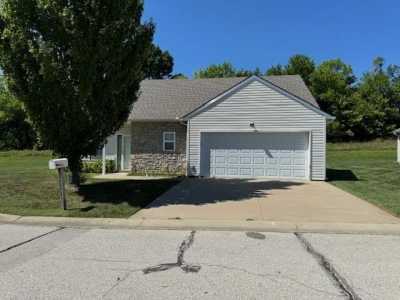 Home For Sale in Tonganoxie, Kansas