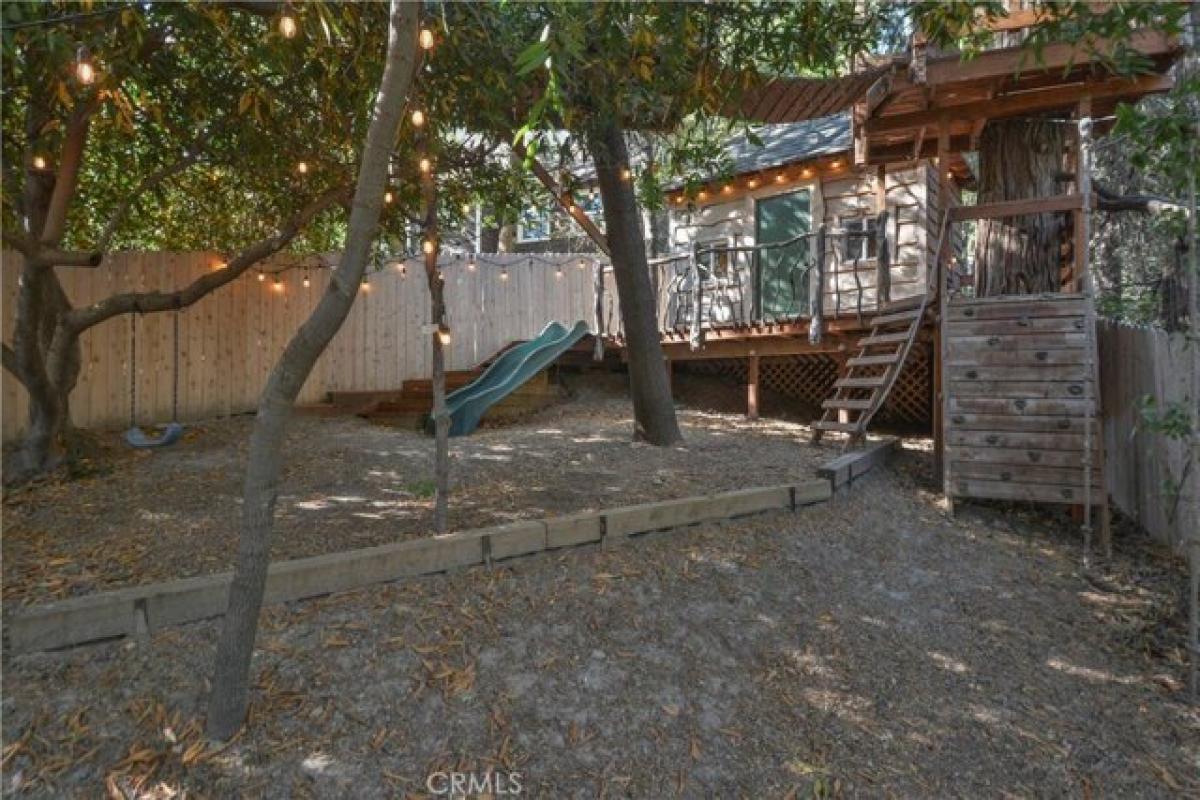 Picture of Home For Sale in Crestline, California, United States