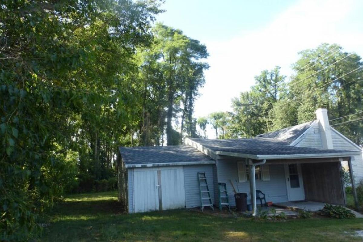 Picture of Home For Sale in Niles, Michigan, United States