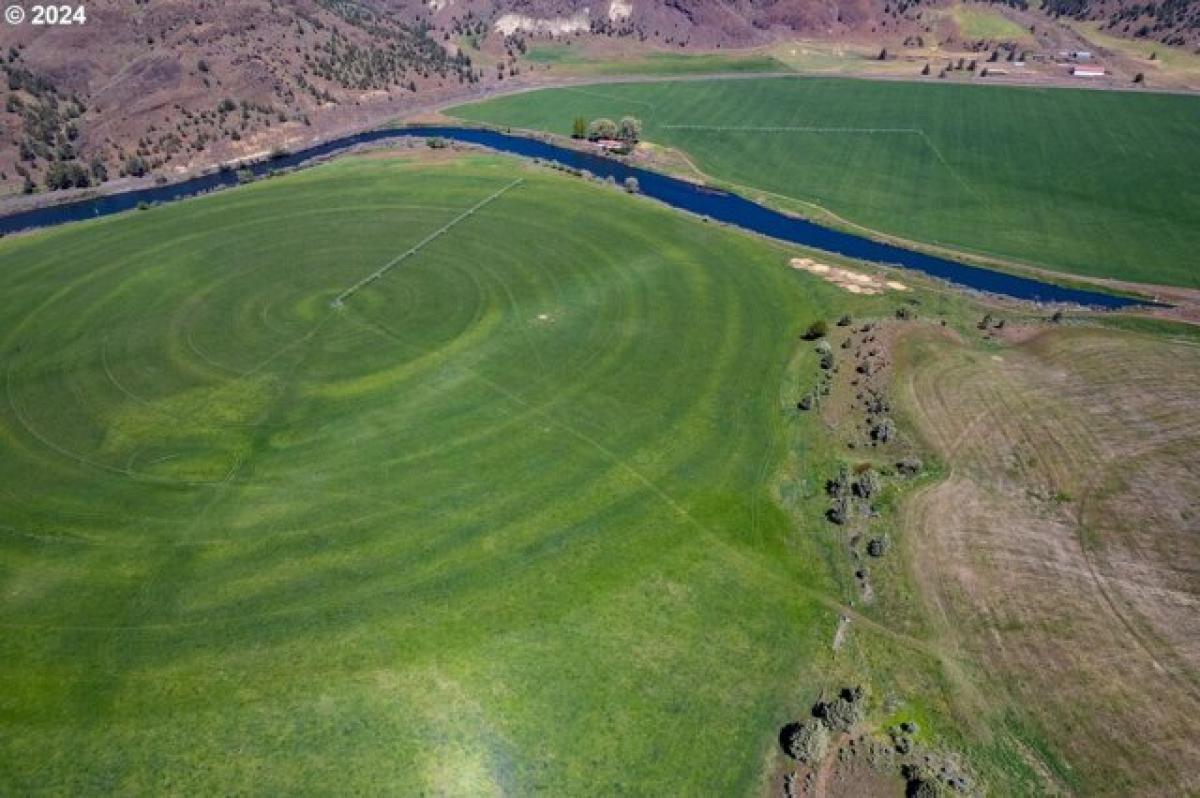 Picture of Home For Sale in Kimberly, Oregon, United States