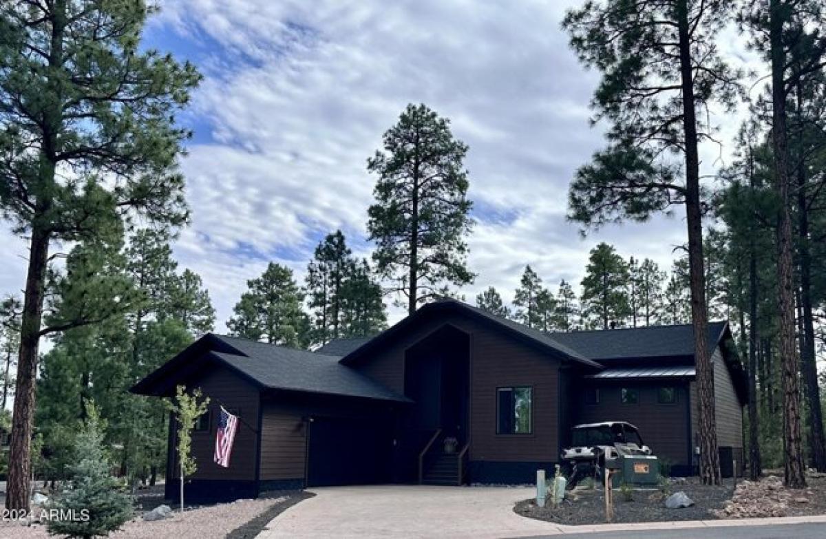 Picture of Home For Sale in Show Low, Arizona, United States