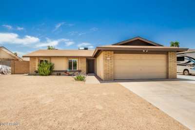 Home For Sale in Glendale, Arizona