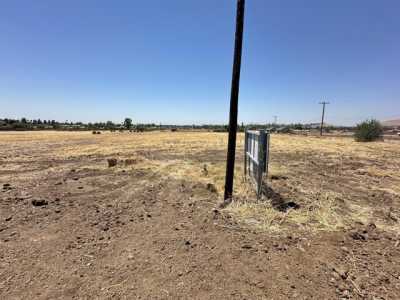 Residential Land For Sale in Porterville, California