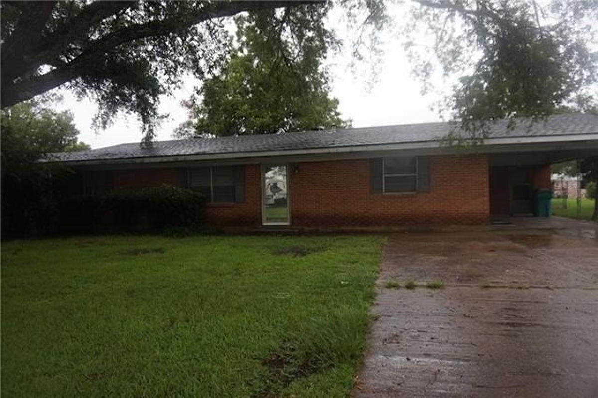 Picture of Home For Sale in Opelousas, Louisiana, United States