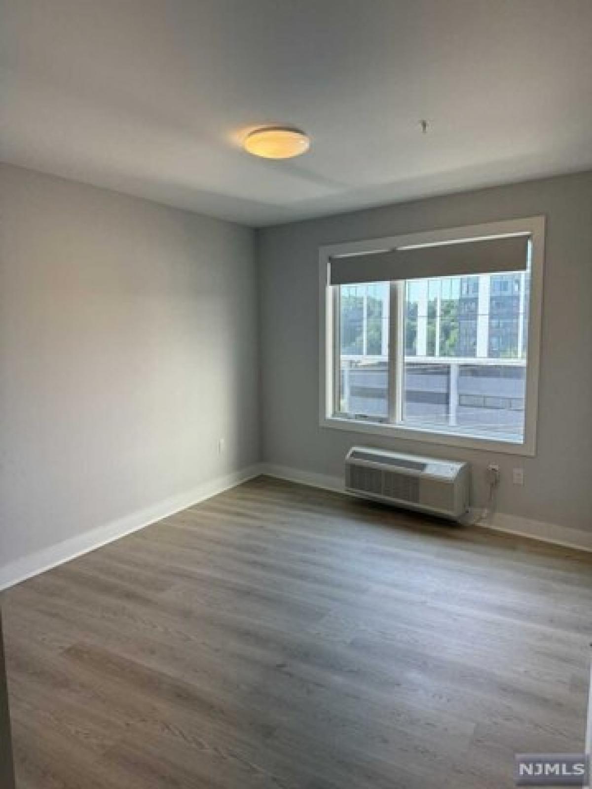 Picture of Apartment For Rent in Fort Lee, New Jersey, United States