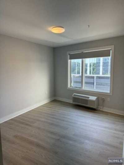 Apartment For Rent in Fort Lee, New Jersey