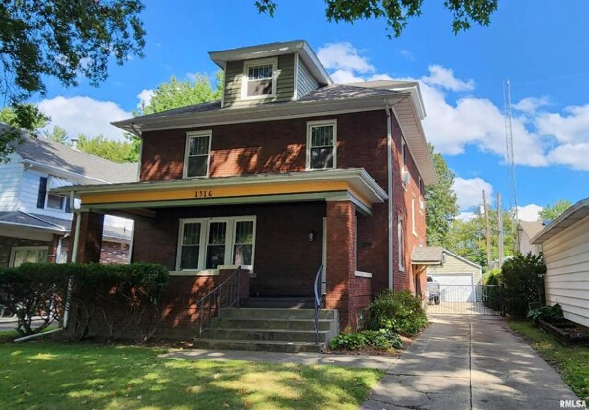 Picture of Home For Sale in Springfield, Illinois, United States