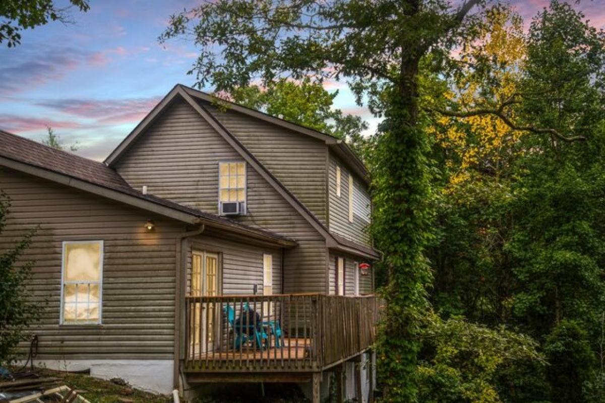 Picture of Home For Sale in Stanton, Kentucky, United States