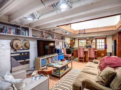 Home For Sale in San Anselmo, California