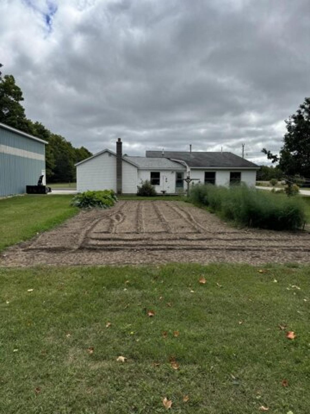 Picture of Home For Sale in Newberry, Michigan, United States