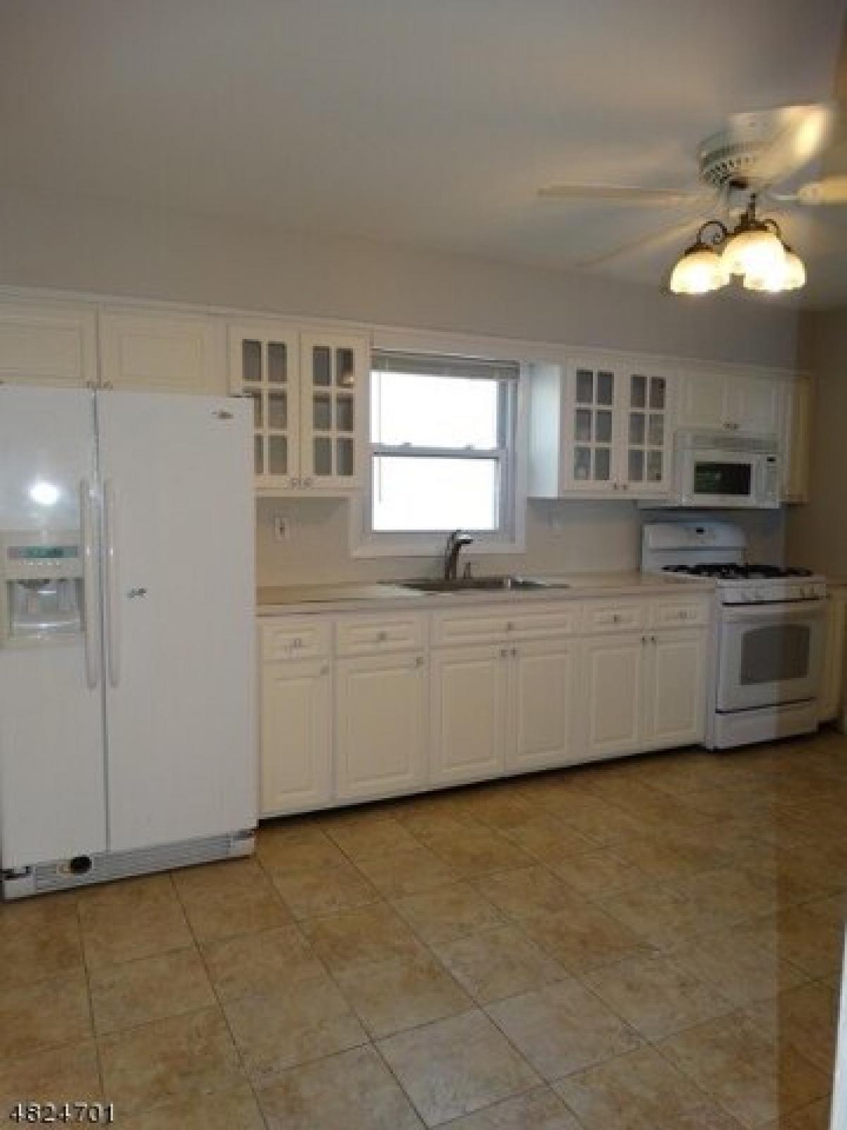 Picture of Apartment For Rent in Kenilworth, New Jersey, United States