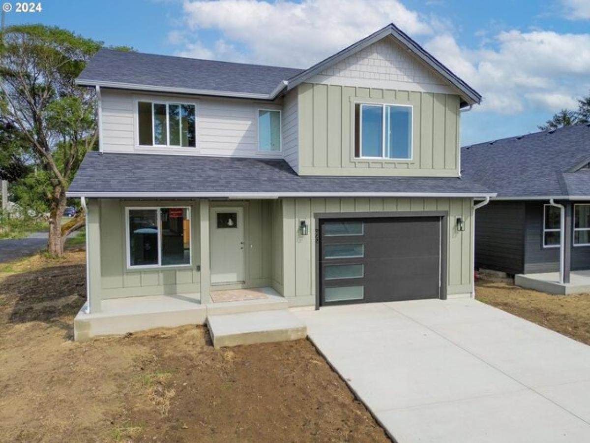 Picture of Home For Sale in Seaside, Oregon, United States