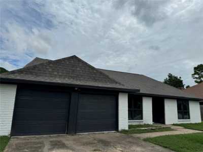 Home For Sale in Deer Park, Texas